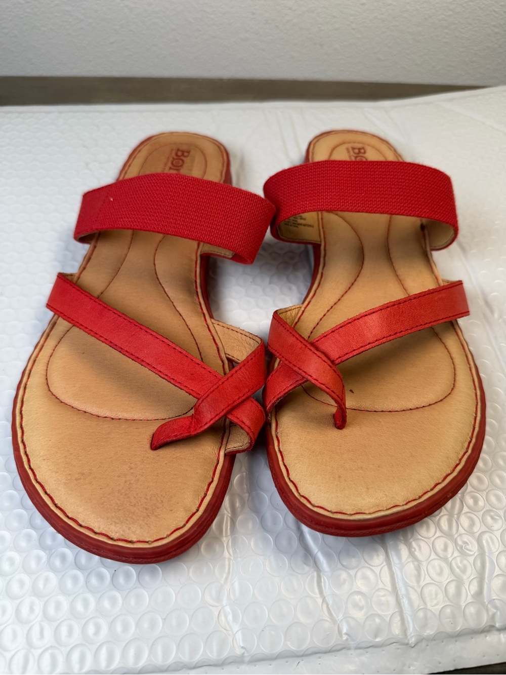 Born Red Leather Slide Sandals Women’s 10W Wide Comfort Sling Toe Casual